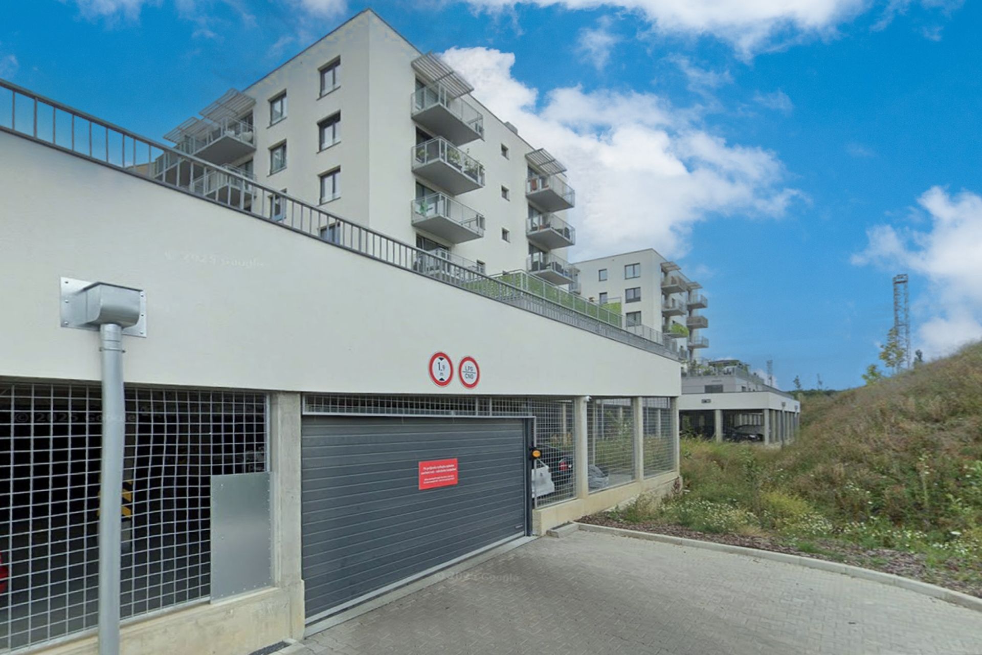 Prodej garážového stání, 20 m², Praha, ul. Čerpadlová