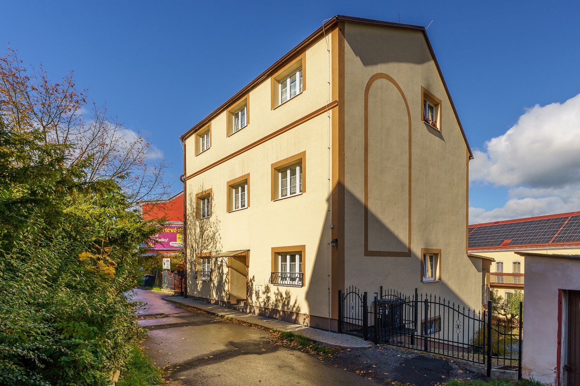 Prodej nájemního domu, 402 m², Karlovy Vary, ul. Dlouhá