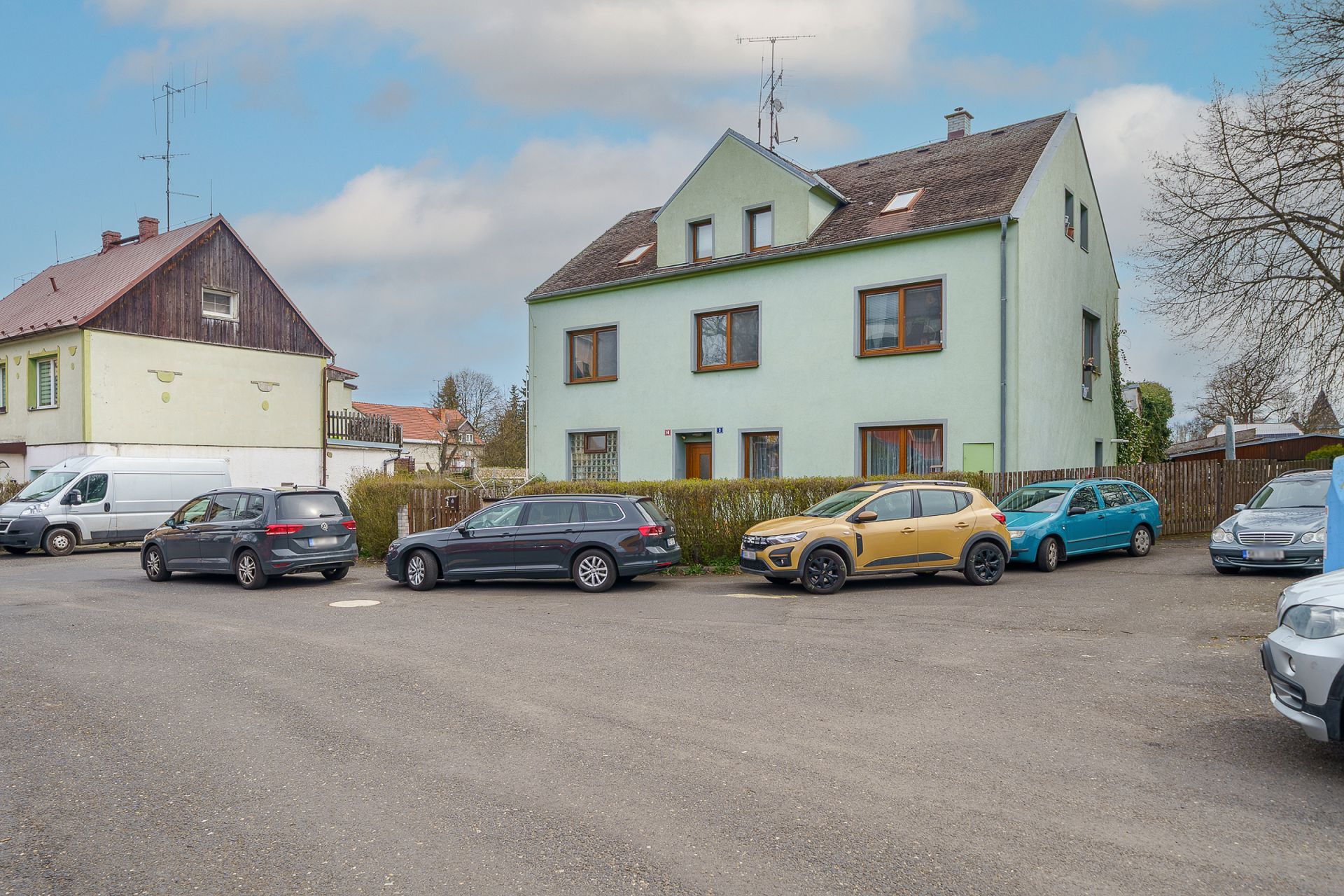 Prodej bytu 3+1, 65 m², Karlovy Vary, ul. Nádražní