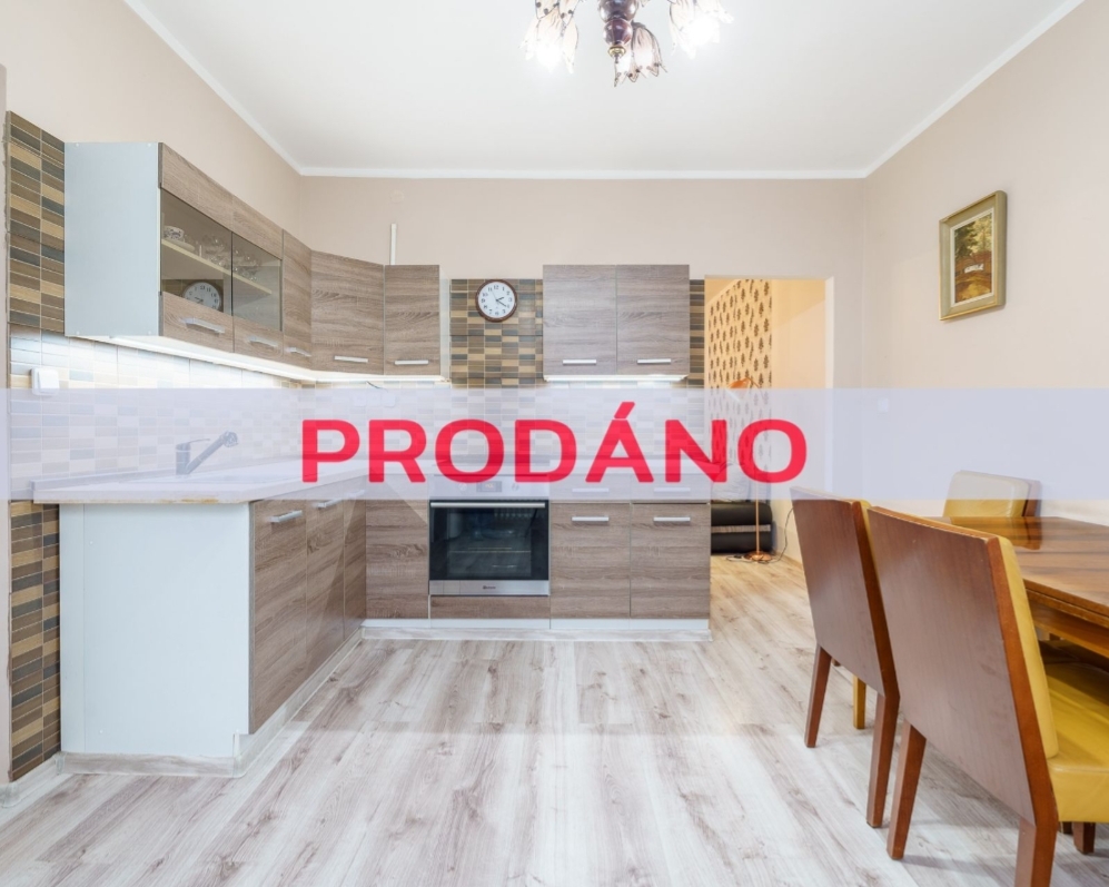 Prodej bytu 3+1, 72 m², Hroznětín, ul. Sídliště